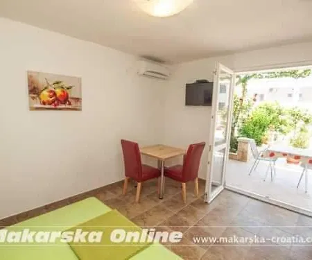 Nikolic 2 Apartment *